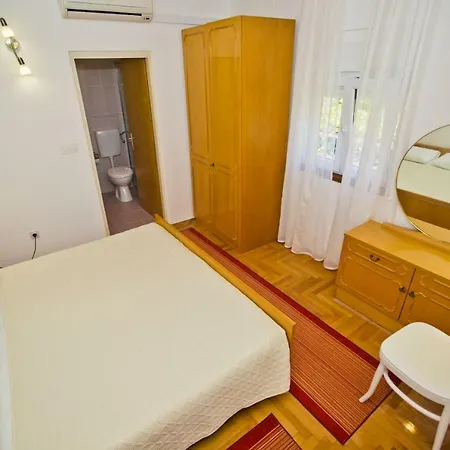 Apartments Oliva Hvar Town Exterior photo